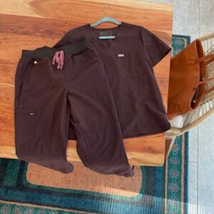 Maroon FIGS Jogger Scrub Set